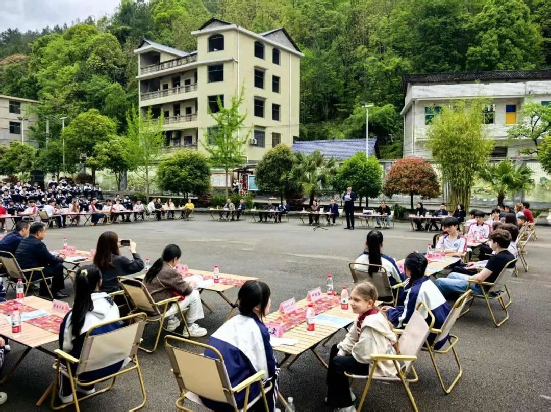 2026中俄教育年·俄罗斯青少年桑植行交流活动举行