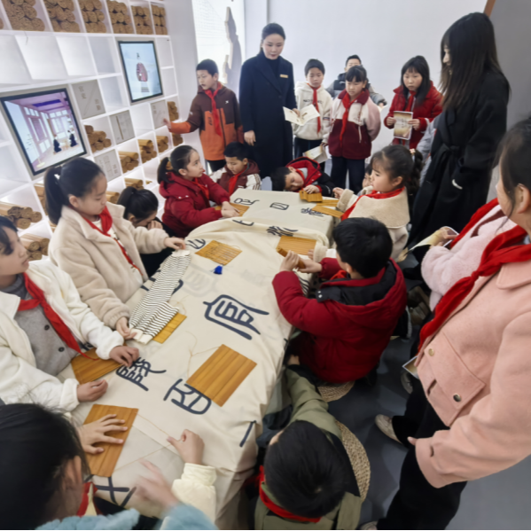 千年秦简“活”起来！政协委员共话文旅融合新路径