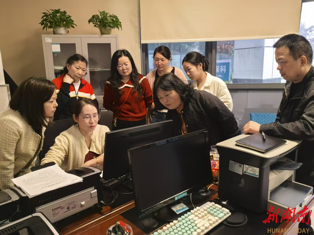益阳首例！南县群众率先享受便利，门诊慢特病及“双通道”待遇资格实现线上评审