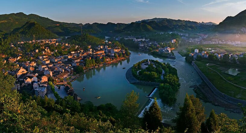 拿捏边城慢生活～花垣县全域旅游小程序上线