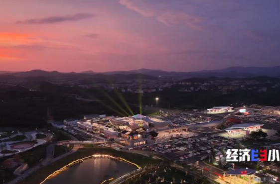 卖文创、造场景，高速服务区正成撬动地方消费的新引擎！自驾别错过