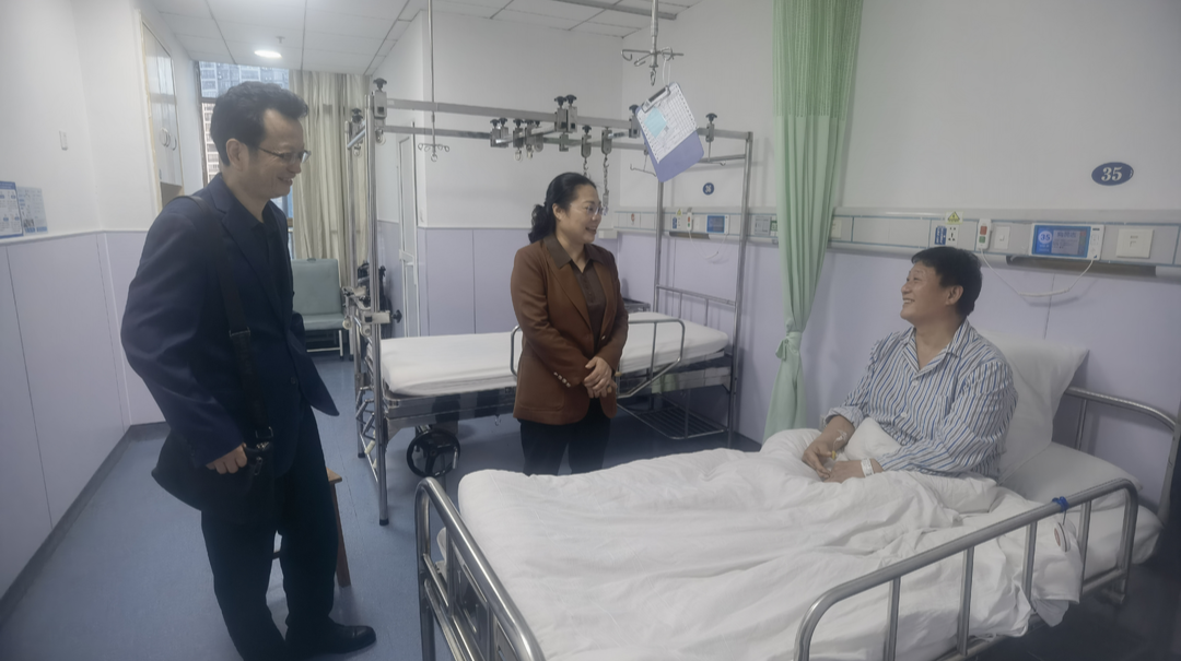 湘西州残联把关爱送到残疾人心坎上