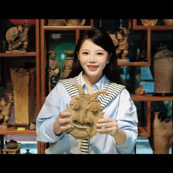 乾州古城挖宝①丨揉进陶土里的湘西浪漫