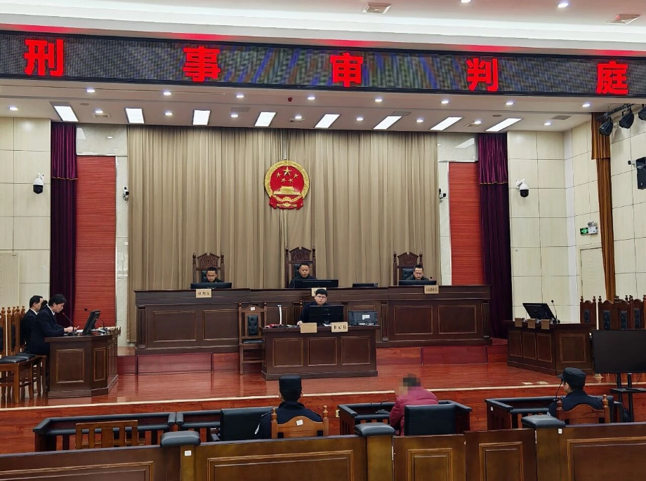 举案说法⑧｜兄弟“共享”医保卡？结果……