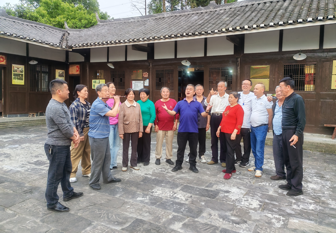 图片新闻 | 洪江市茶溪村：情暖老人心 感恩母亲节
