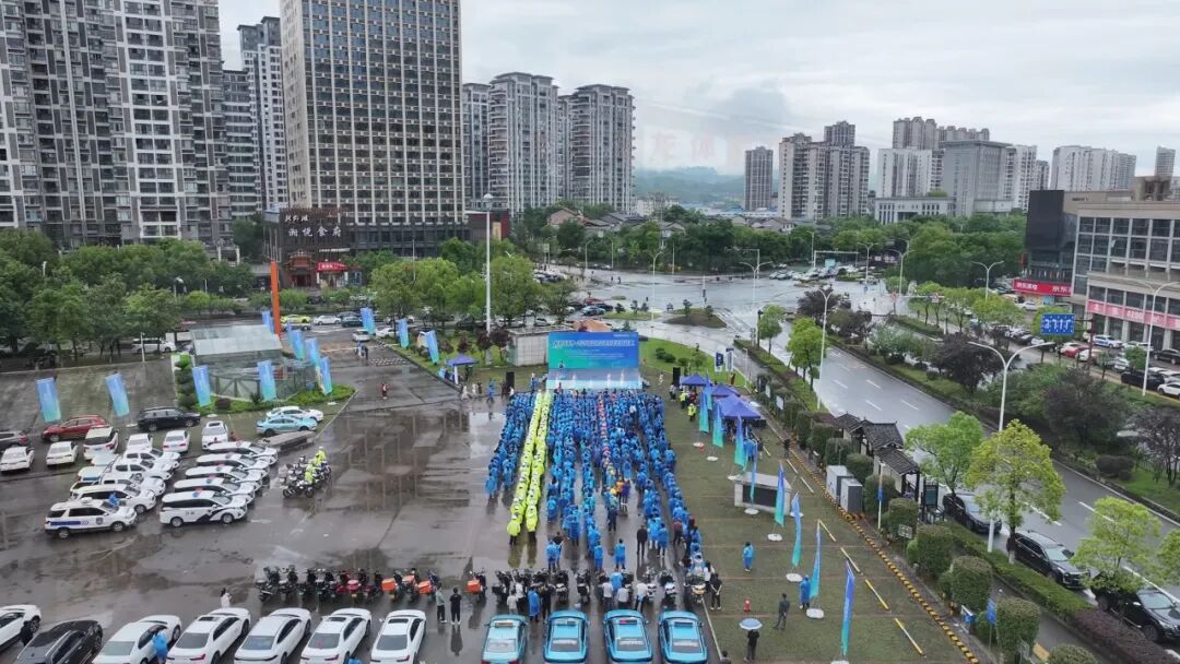 张家界市启动“我爱张家界·2026年文明交通零违法挑战赛”