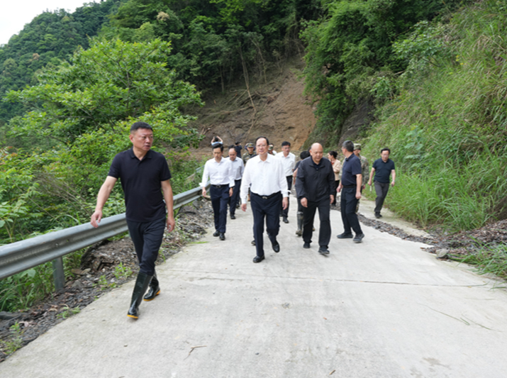 毛伟明赶赴石门指导防汛救灾工作