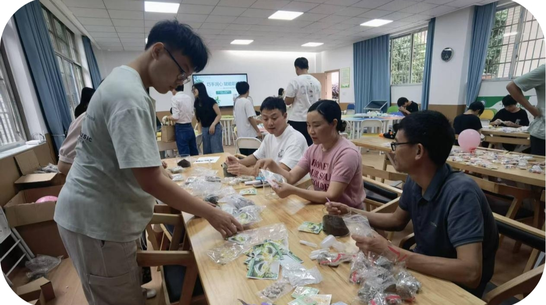 护教师 “心” 健康，蓝山职专开展艺术疗愈团体活动