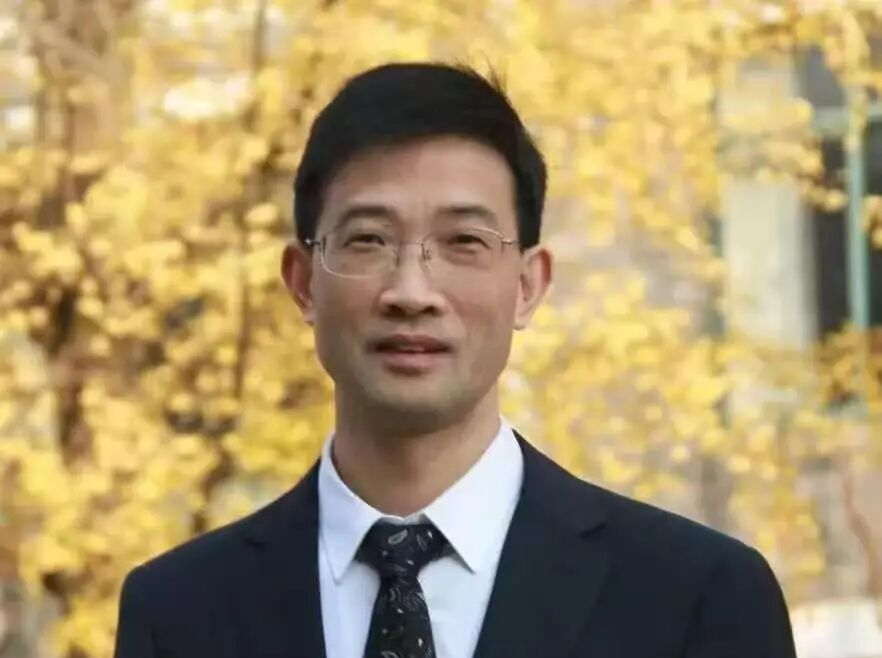 吉首大学1990级数学专业校友陈煌荣获湖南省五一劳动奖章