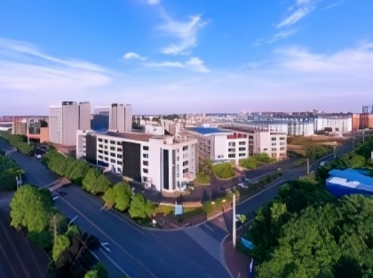 从“产业集群”到“就业旺地” ，银城电容匠工垒起工业“大粮仓”