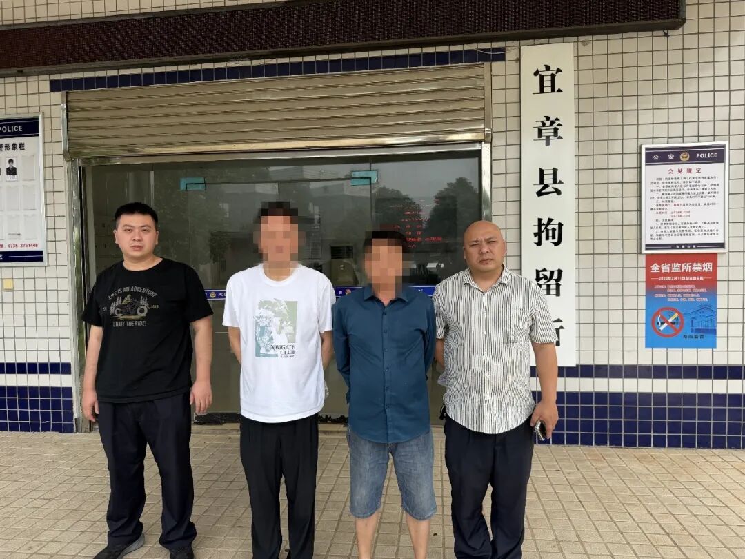 宜章查处两起非法储存烟花爆竹案