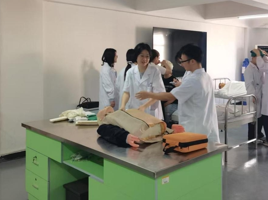 怀化市中心医院开展第一目击者急救培训