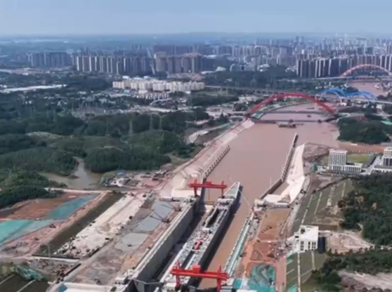 【新思想引领新征程】通江达海 西部陆海新通道跑出高水平对外开放“加速度”