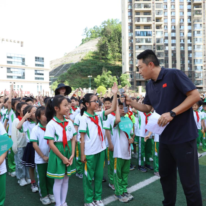 “不能盲目跳下去救！”防溺水演练后，孩子们记住了这句话