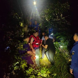 深夜紧急搜寻！韶山警民找回走失八旬患病老人
