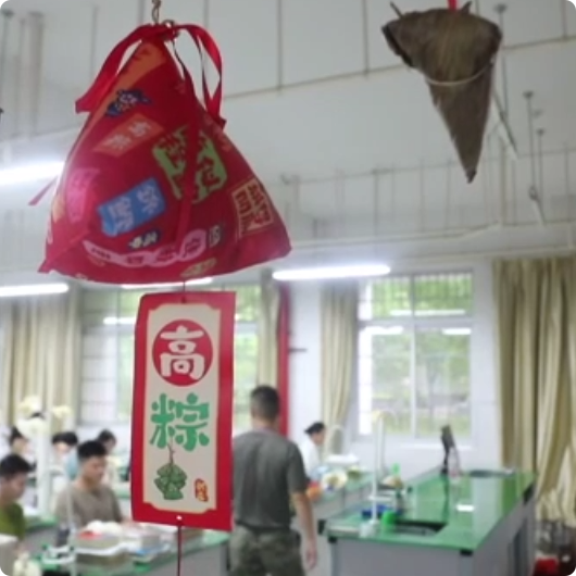 国防班“出征”：祝福满满 一举高中