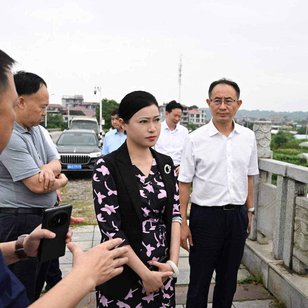 ​韦朝晖在中方县溆浦县检查督导