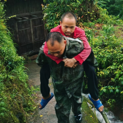 闻汛而动守底线 全力抢险护民安