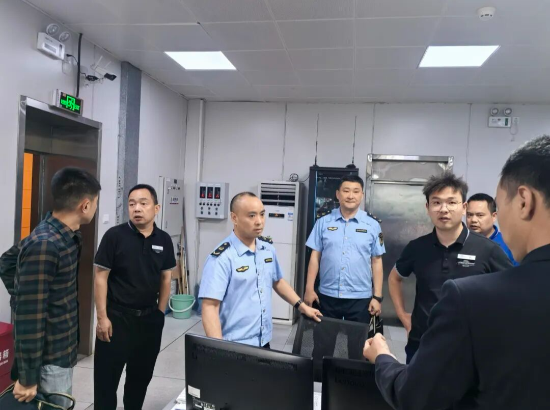 张家界市市场监管局赴武陵源区开展特种设备重大隐患整改抽查