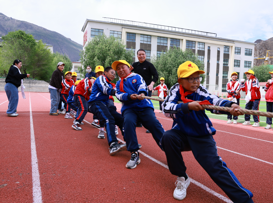 桑日有“岳”丨趣味减压游戏轮番上演“ 花式整活”助考生“满血”迎考