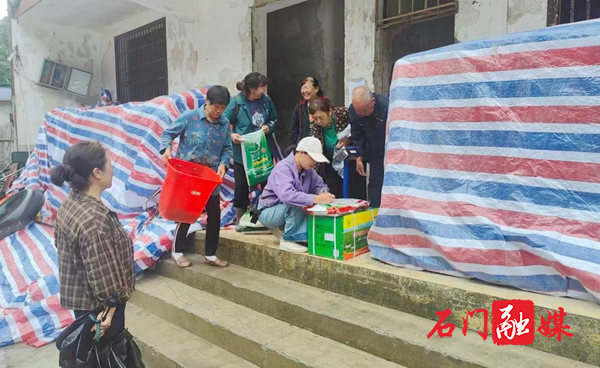 风雨过后 重建家园②｜壶瓶山镇免费发放农作物种子2000公斤