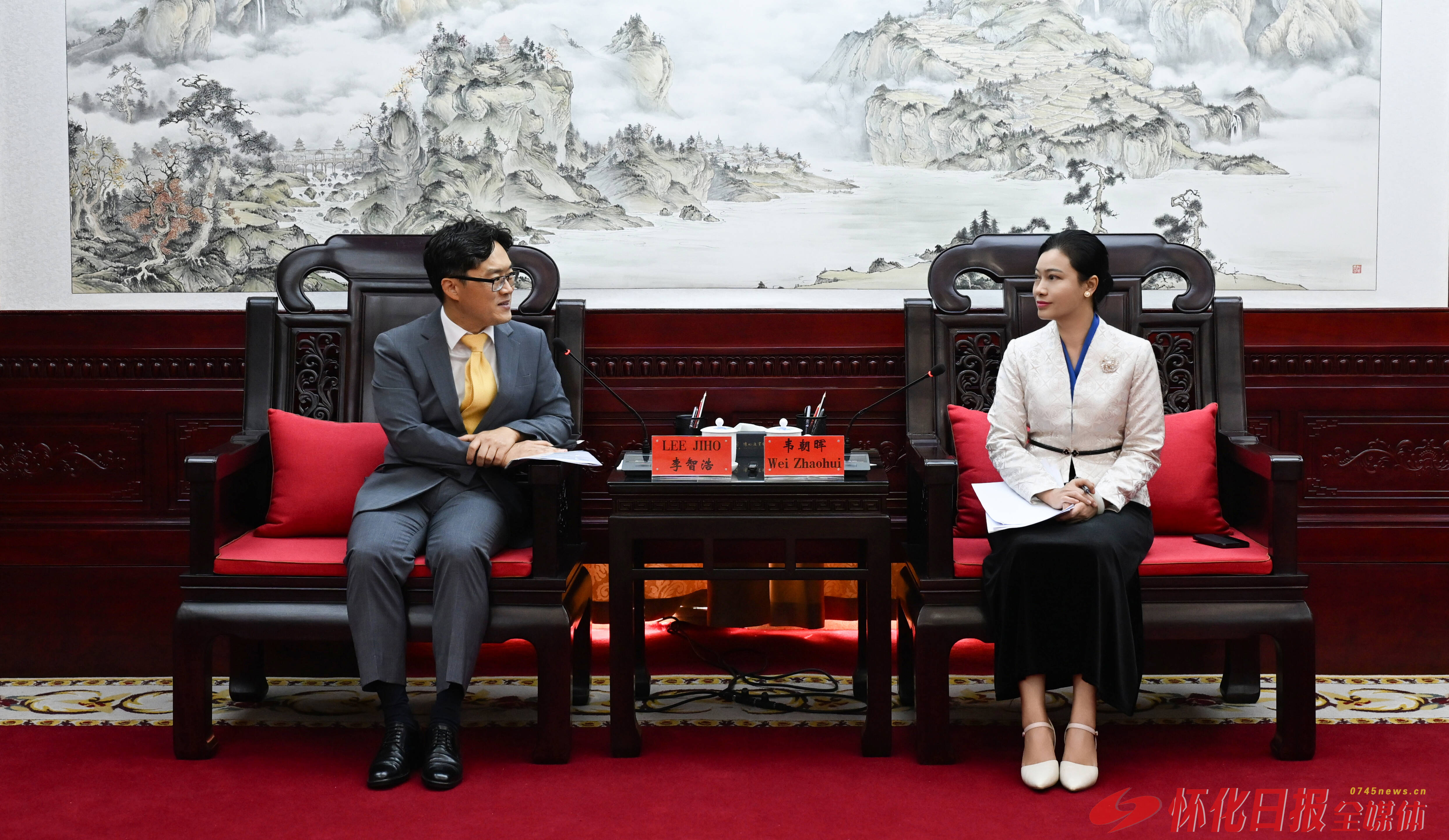 韦朝晖会见韩国驻武汉总领馆代总领事李智浩一行