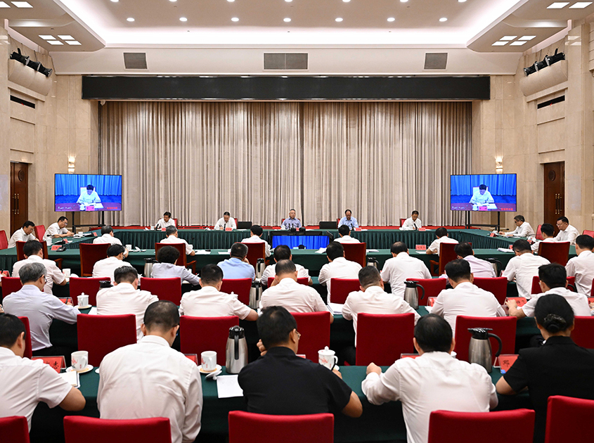 沈晓明：树立以项目看担当以产业看实绩的导向 推动产业发展和项目建设取得更大成效