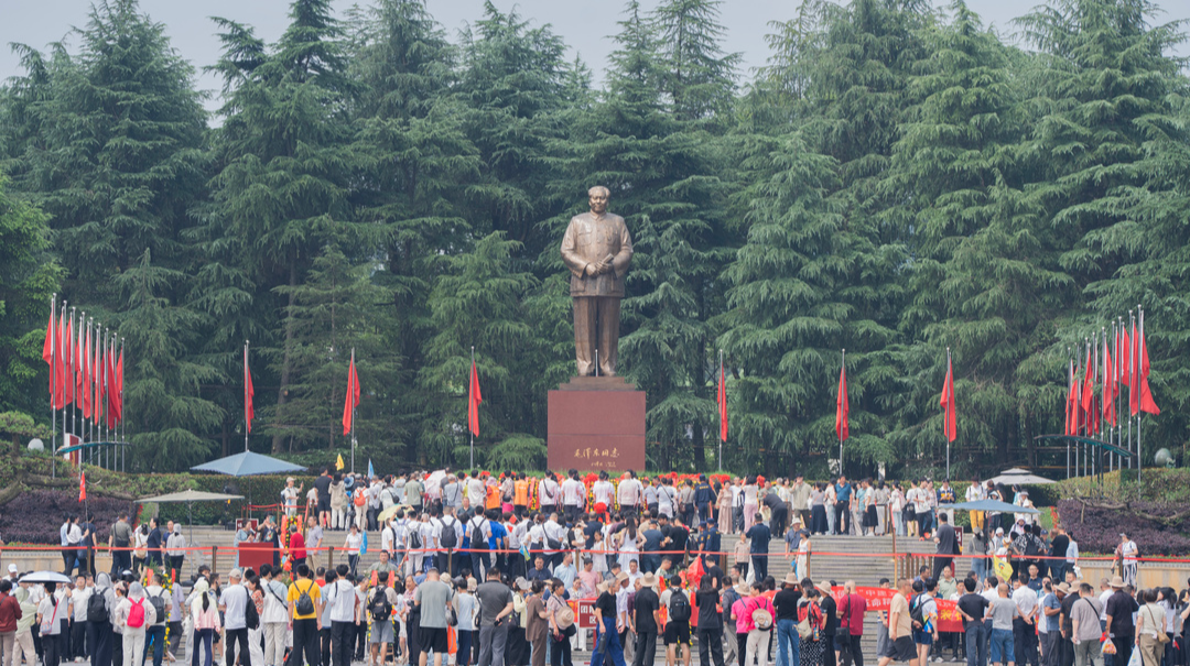 红旗漫卷处 青春向光行——一代代湖南共产党人以“青春之我”作答“百年之问”