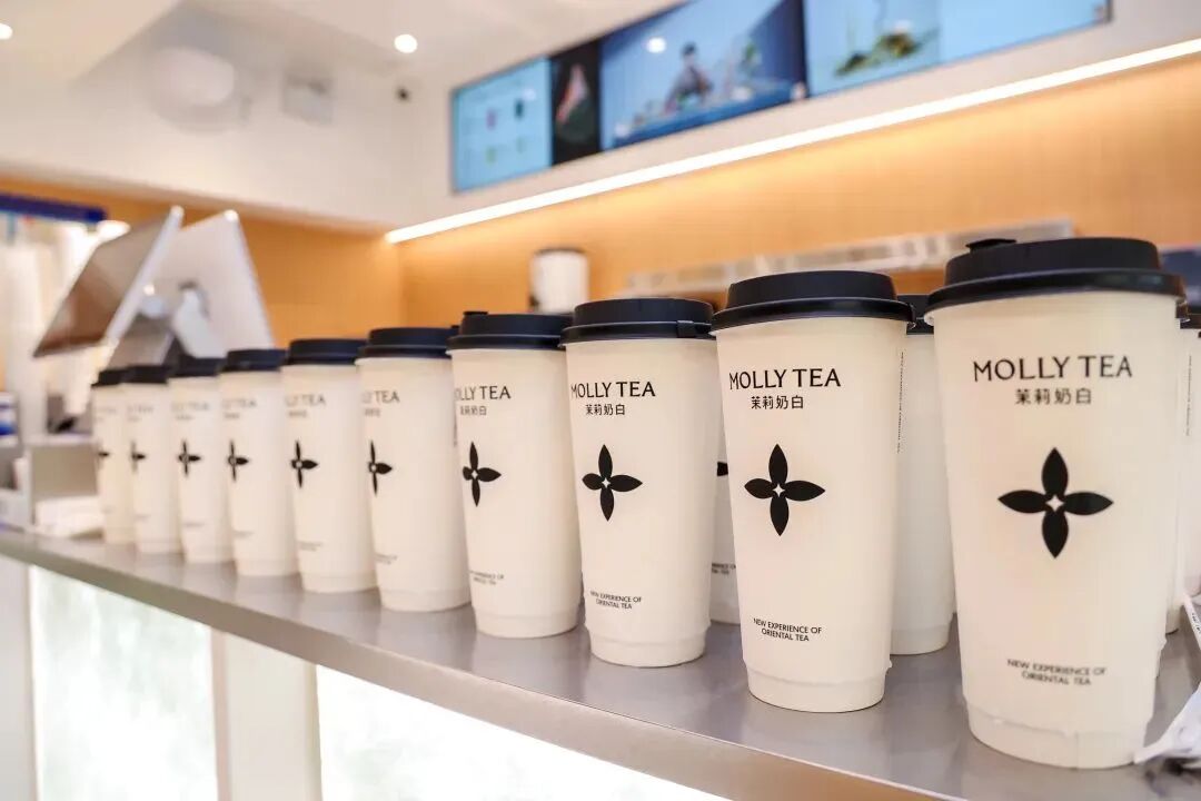 茉莉奶白高芸晞:如何将新中式茶饮做出差异化? - 传播蛙