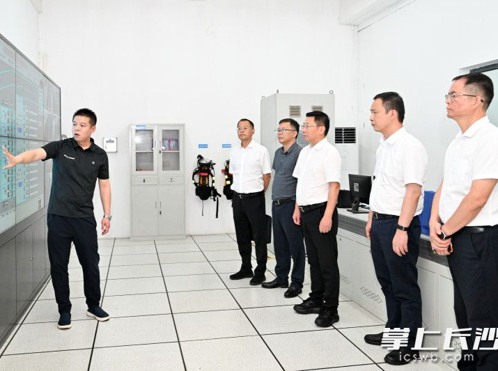 陈博彰“四不两直”检查督导防汛救灾和防汛救援物资储备工作