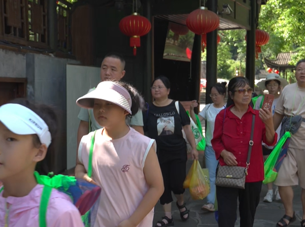 神秘湘西爽一夏｜暑期遛娃 趣玩湘西德夯苗寨