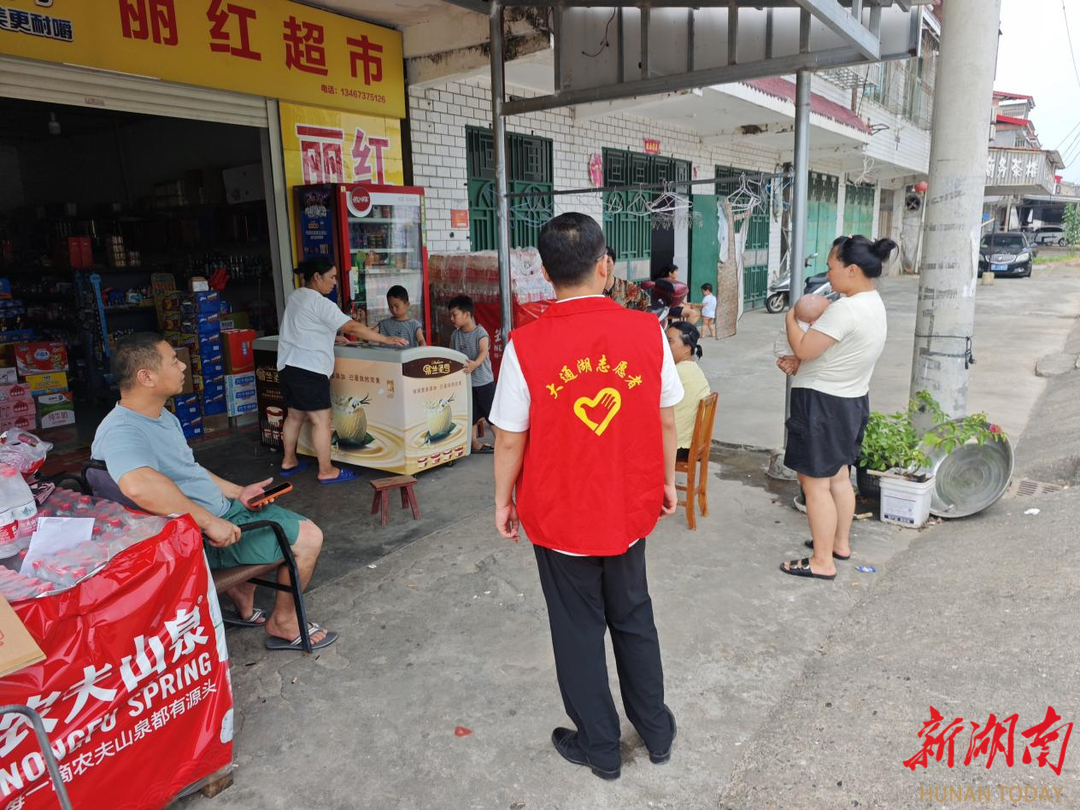 大通湖区︱从“要我安全”到“我要安全”，金盆镇交通劝导唤醒群众出行安全意识