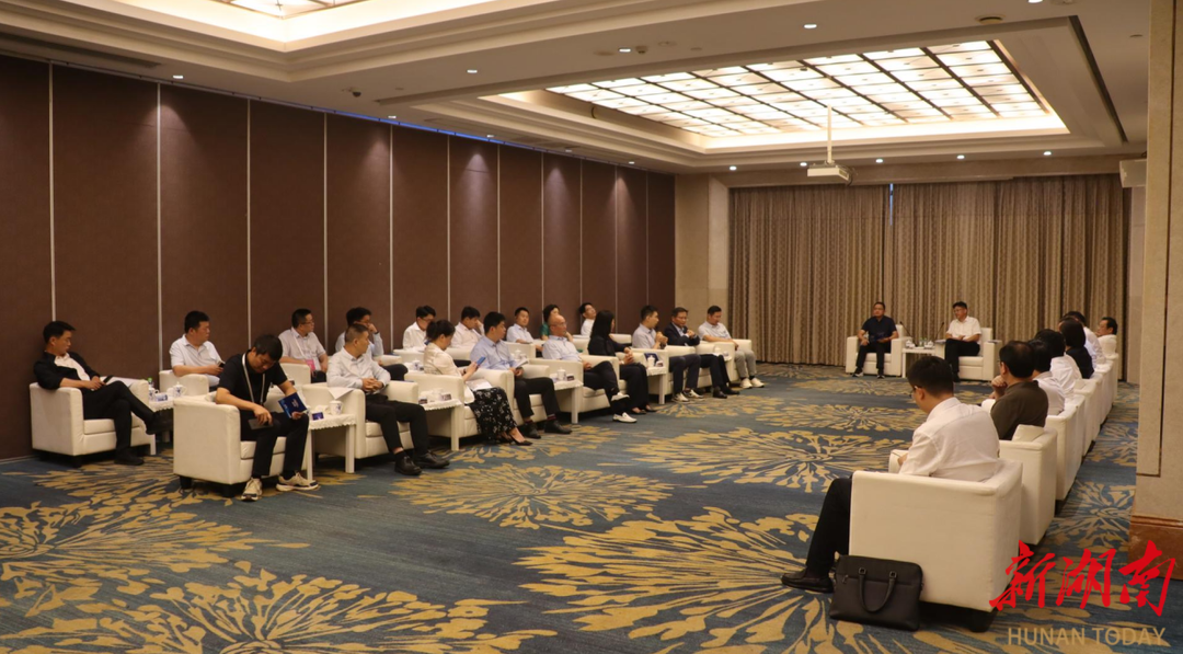 罗毅君会见出席全国工商联创新型成长型民营企业赋能对接（湖南专场）活动嘉宾代表
