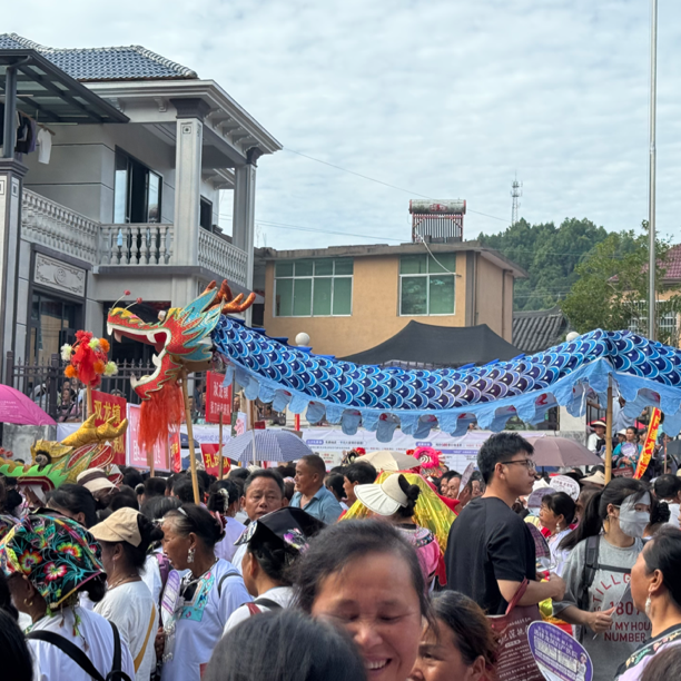 视频｜稻浪伴瓜香！快来赴一场乡土丰收盛会！