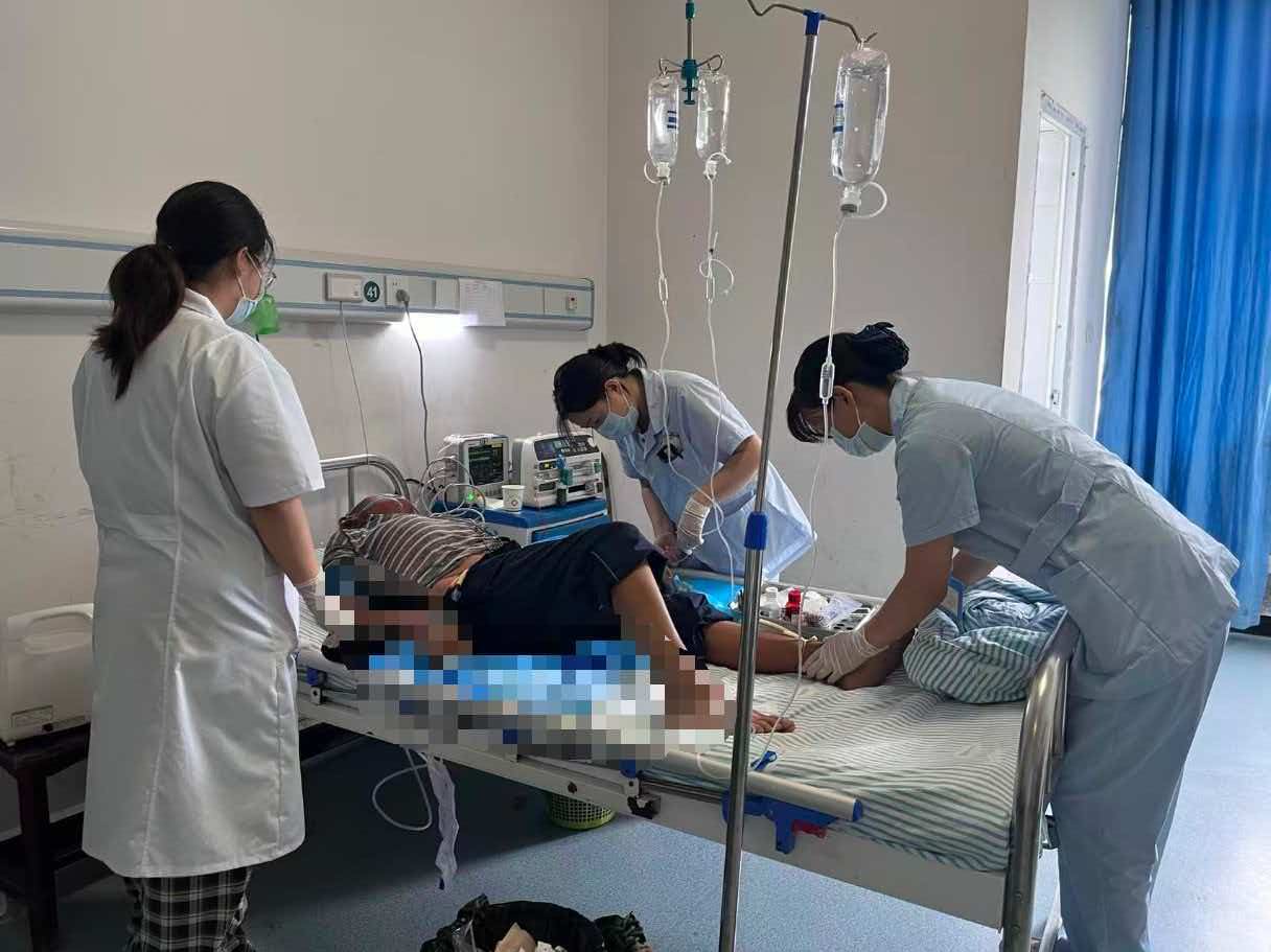 这个卫生院成功抢救一例急性高危胰腺炎急症患者