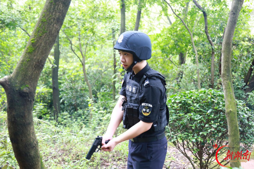 石鼓先锋 向光而行④|衡阳市公安局石鼓分局刑侦大队民警雷亮：刑侦一线砺尖刀，党旗之下铸忠诚