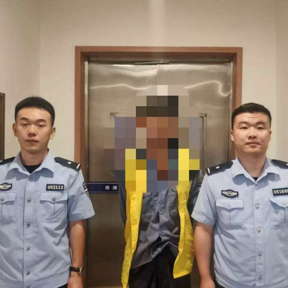 男子盗窃企业电缆牟利，被警方抓获刑拘