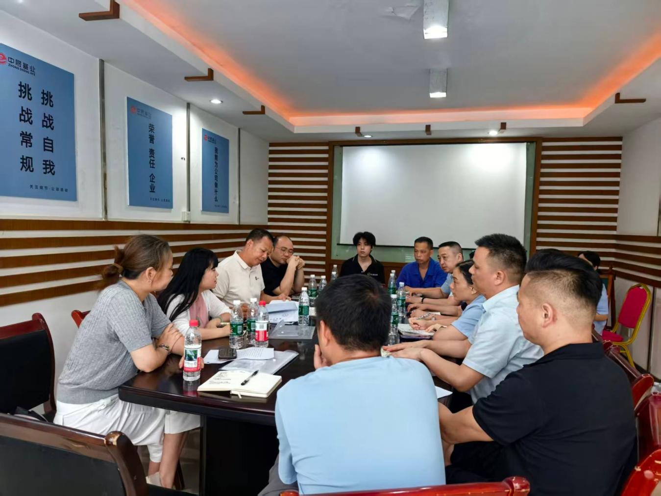 党建引领网格破题！开福区四季美景社区首批10台老旧电梯“焕新”投用