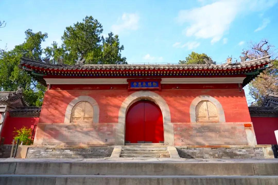 沿着驼铃古道，解锁石景山古迹漫游