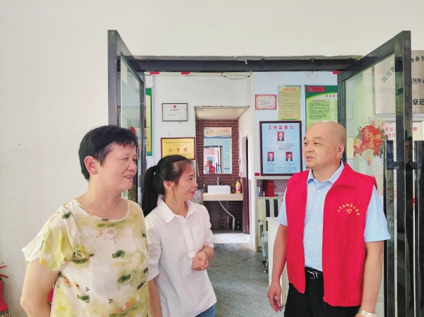 日均2万步的“笨办法”——零陵区耀江豪廷小区的蝶变秘诀@湖南日报要闻头条