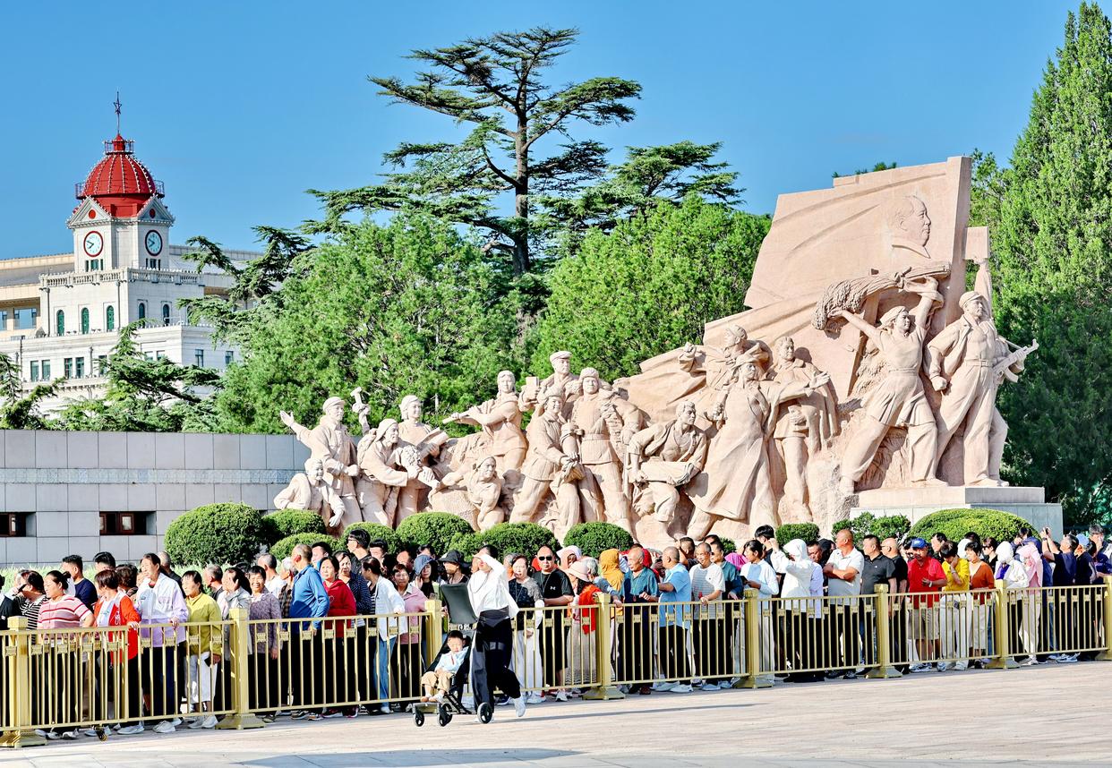 多图直击｜毛主席纪念堂今起恢复对外开放