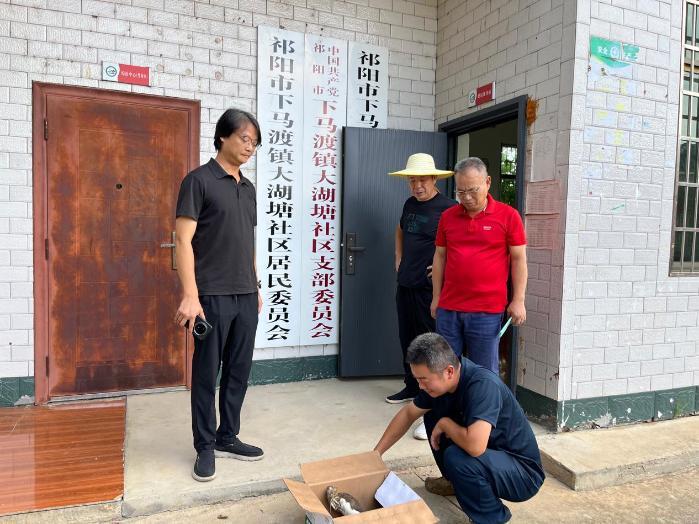 巡林护绿见实效 湖南祁阳暖心救助野生鹭鸶