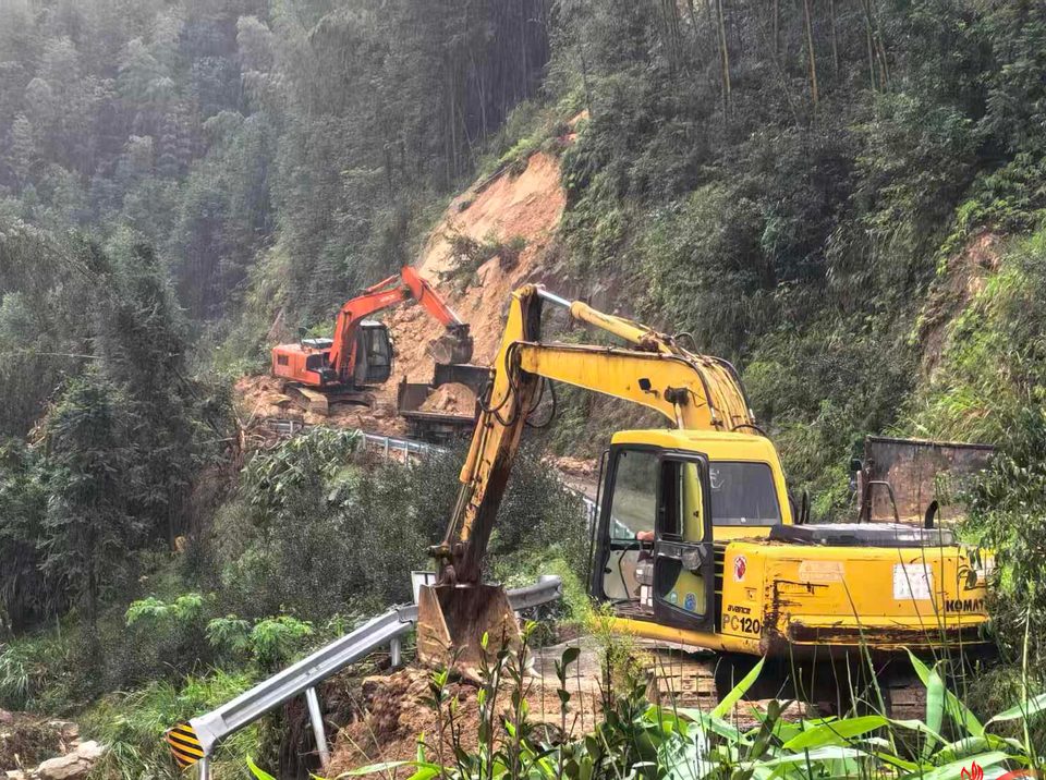株洲交通全力迎战台风“沙德尔”筑牢安全防线