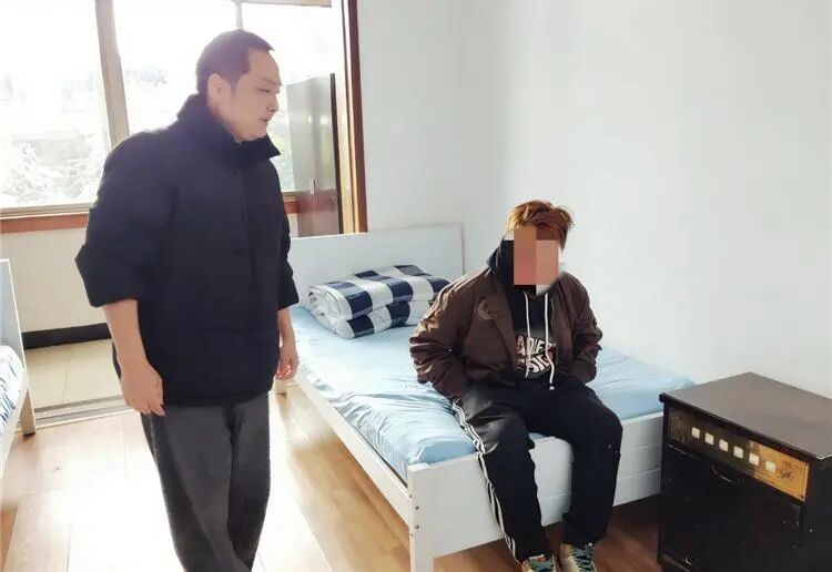 街面巡查“不打烊” 温情救助 “不下线”