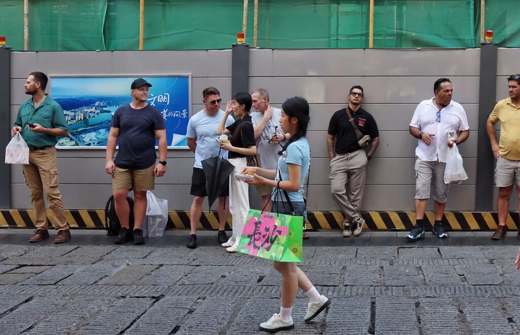 镜头里的人间烟火:彭定湘的长沙街巷慢记