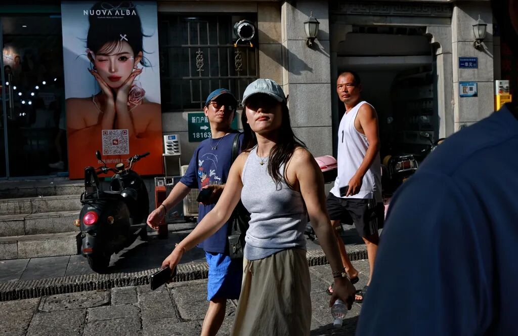 镜头里的人间烟火:彭定湘的长沙街巷慢记