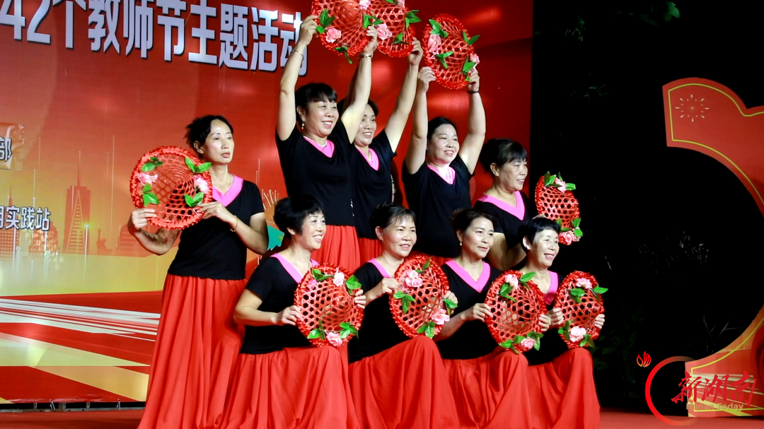 嘉禾：深耕文明实践  礼敬人民教师