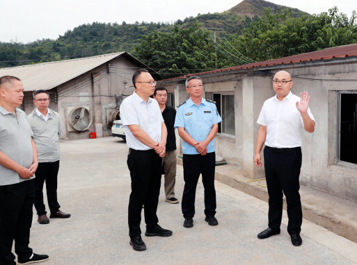 尚生龙到花垣县督导省环保督察组首批信访转办件办理工作