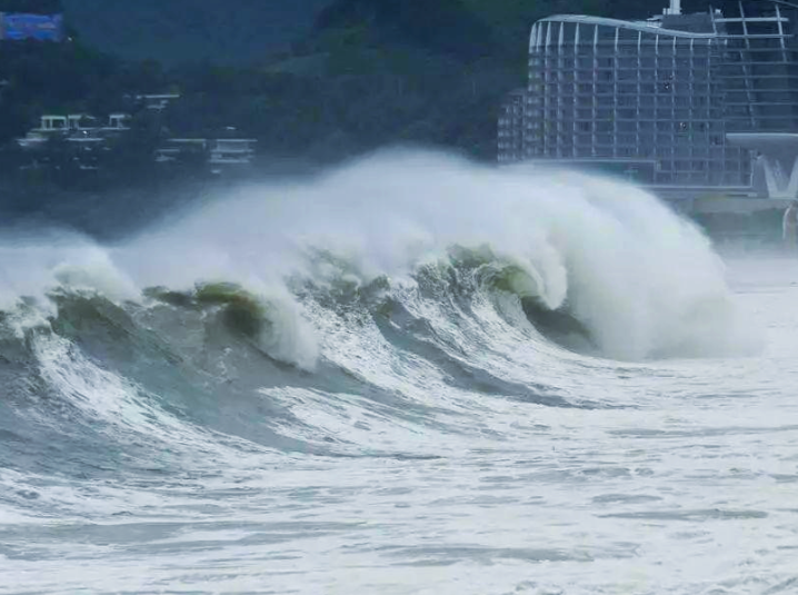 台风“杜鹃”生成在即，中秋临近秋台风要发威了？