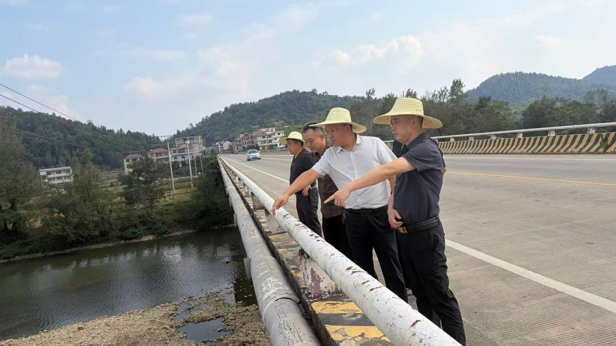 洞口县人大常委会持续跟踪监督 助推平溪幸福河湖高质量建设